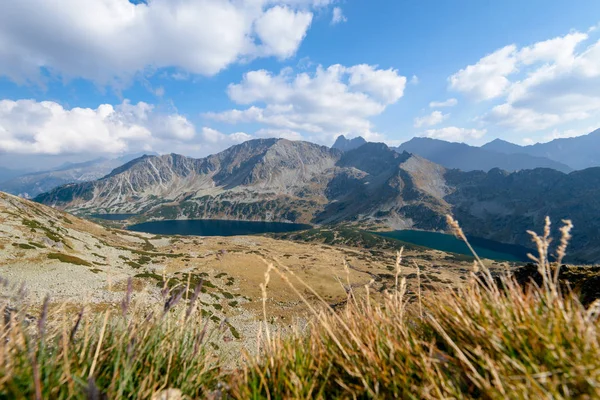 五个湖的谷的看法在高 Tatras — 图库照片