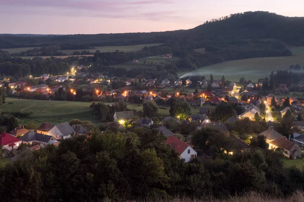 Blick Auf Bakonybel Ein Kleines Malerisches Dorf Einer Bakony Bergigen — Stockfoto