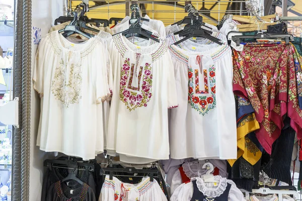 Budapest Ungheria Ottobre 2019 Costumi Popolari Ungheresi Vendita Mercato Centrale — Foto Stock