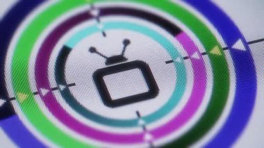 TV kutsal kişilerin resmi üstünde belgili tanımlık perde. Döngü.