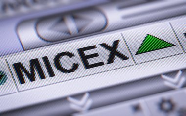 On parça unweighted fiyat endeksi çoğu sıvı Rus hisse senetleri Micex-Rts Moskova, Rusya listelenir. Yukarı.