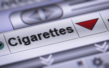 Dizin sigara üstünde belgili tanımlık perde. Aşağı.