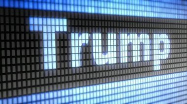 Donald J. Trump, mavi ekran makro üzerinde ABD Başkanı soyadı.