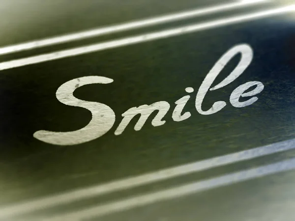 Χαμόγελο Στο Χαρτί Απεικόνιση Χρωμάτων — Φωτογραφία Αρχείου
