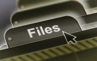 Bilgisayar ekranında dosyalar klasör yazıt