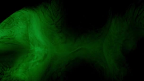 Зелений Дим Рухається Темному Фоні — стокове відео