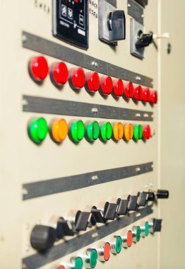Elektrik ölçme makinesi kontrol paneli
