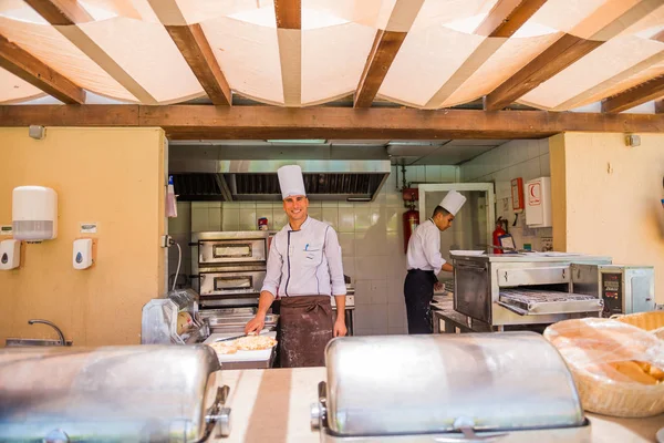 Egypten Sharm Sheikh 2019 Egyptiska Laget Köket Förbereder Måltider För — Stockfoto