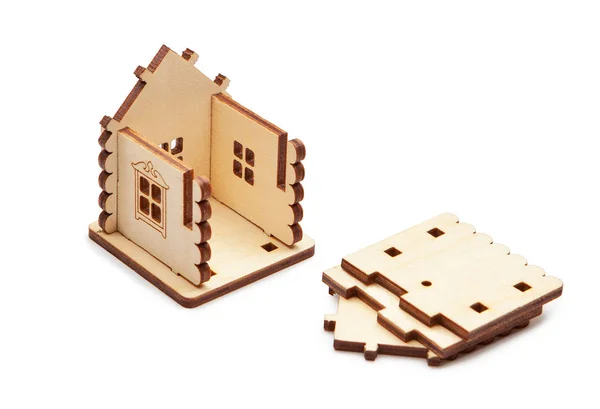 Unfertiges Holzmodell Des Hauses Mit Den Paneelen Isoliert Auf Weißem — Stockfoto
