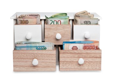 Rus kağıt para ahşap bir kutunun farklı hücrelere yayılır.