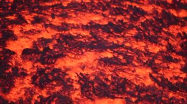 Lav akışı Etna Yanardağı üzerinde. Sicilya, İtalya