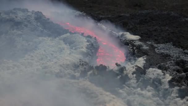 Flusso Lava Sul Vulcano Etna Sicilia Italia — Video Stock