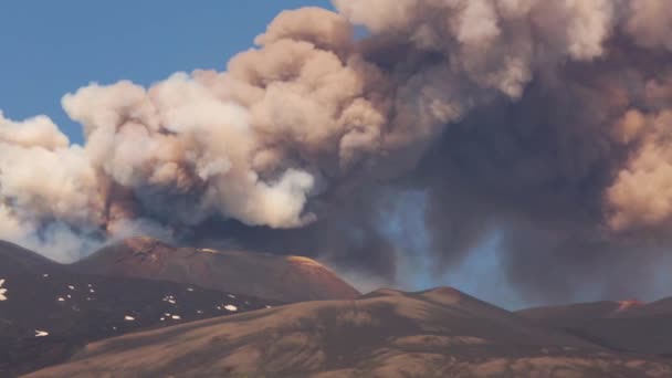 Éruption Volcan Etna Explosion Coulée Lave Sicile — Video