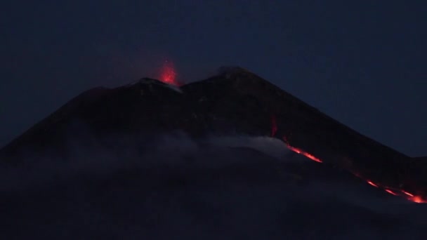 Erupção Vulcão Etna Explosão Fluxo Lava Sicília — Vídeo de Stock