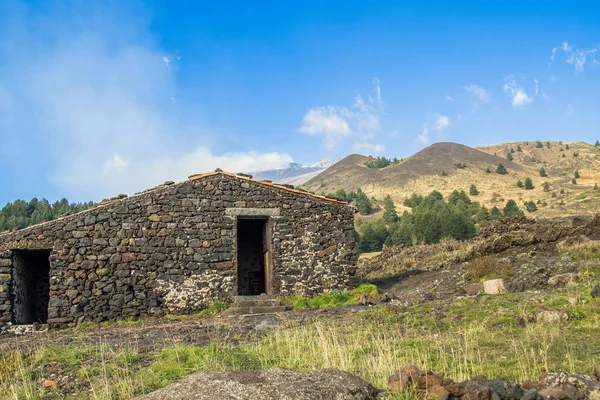 Etna Yanardağı Sicilya Dağ Kulübe Sığınma — Stok fotoğraf