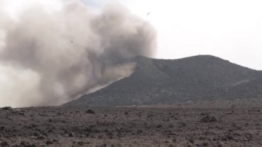 Volkan Etna eruption - patlama ve lav akışı Sicilya