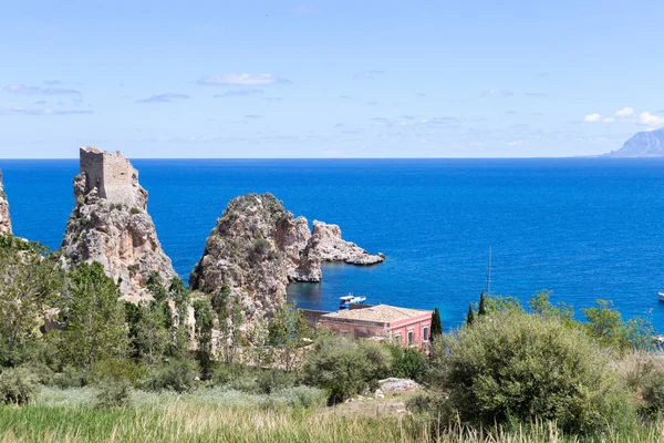 Faraglioni e Tonnara a Scopello, Trapani — Foto Stock