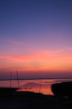 Kintai akşam, Litvanya