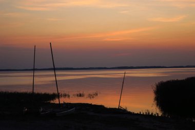 Kintai akşam, Litvanya