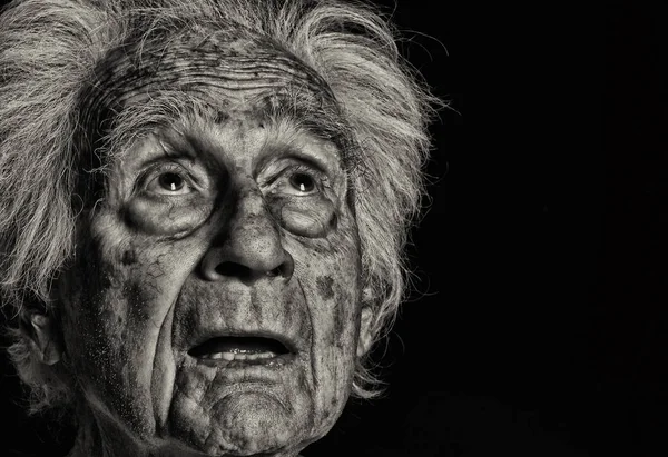 Красивый Поразительный Образ Пожилого Человека Черном — стоковое фото