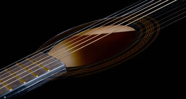 Bellissimo Foro Sonoro Tastiera Archi Una Chitarra Acustica — Foto Stock