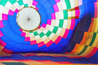 Parlak renkli arka plan, sıcak hava balon görünümünden içinde