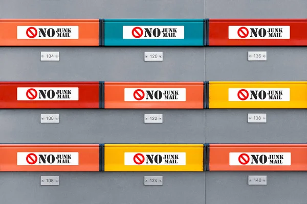Caixas Correio Modernas Multicoloridas Sem Adesivos Lixo Eletrônico Cada Caixa — Fotografia de Stock