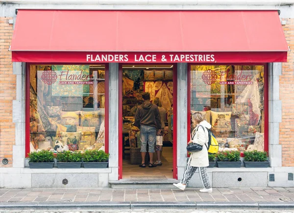 Brugge Belgium August 2018 Traditional Belgian Handmade Lace Tapestries Shop — Stock Photo, Image