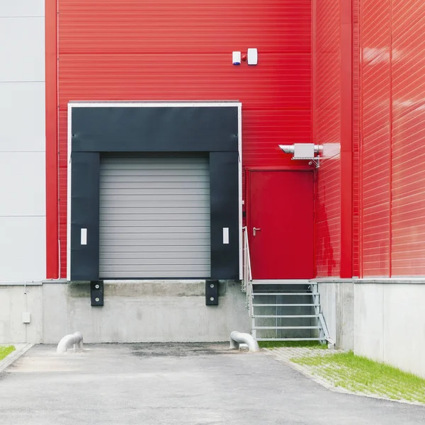 Modern industrial warehouse loading ramp — Stock Photo, Image