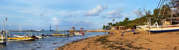 Bali Indonesië Mei 2018 Kleurrijke Vroege Ochtend Bali Vissersboten Mensen — Stockfoto