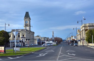 Oamaru, Yeni Zelanda - 29 Eylül 2018: Thames Street üzerinde bir bahar akşam Oamaru, Kuzey Otago, Yeni Zelanda