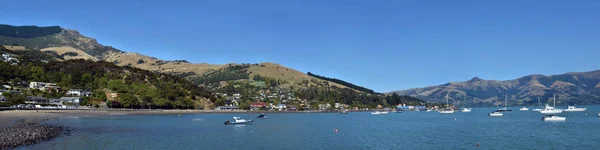 Akaroa Town Super Wide Panaorama, New Zealand. — Stock Photo, Image