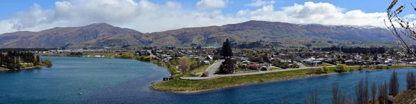 Cromwell Town & Lake Dunstan Panoramic View, Otago, Nový Zéland — Stock fotografie