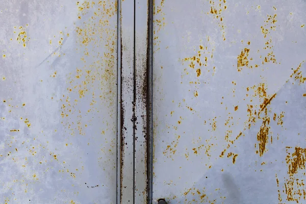 Блакитні Іржаві Металеві Двері Пілінговою Фарбою — стокове фото