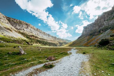 Circo de Soaso, Ordesa Milli Parkı, Aragon görünümünü. Pirene Dağları, İspanya