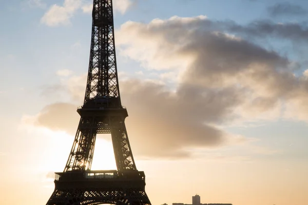 Mellersta Delen Eiffeltornet Paris Frankrike — Stockfoto