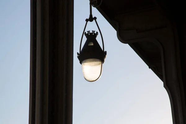 Lampa Och Båge Bron Bir Hakeim Paris Frankrike — Stockfoto