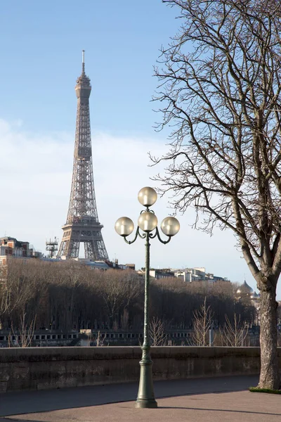 Eiffeltornet Med Vinterträd Paris Frankrike — Stockfoto