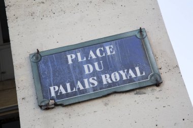 Place du Palais Kraliyet Caddesi Tabelası, Paris, Fransa