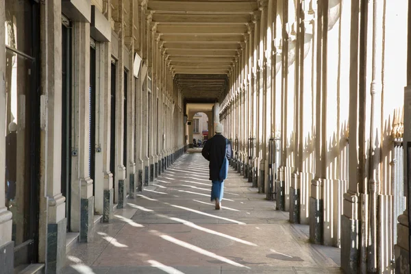 Zakupy Palais Royal Paryż Francja — Zdjęcie stockowe