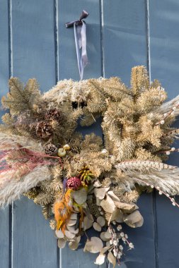 Ön Kapıda Kırsal Şenlik Çelengi