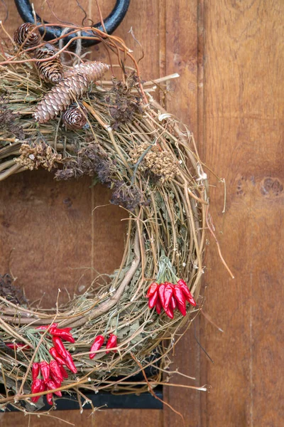 Red Peppers Cone Christmas Wreath — Stock Photo, Image