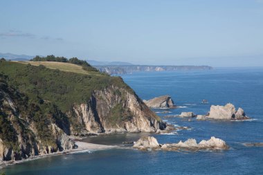 Silencio Plajı 'ndaki kıyı şeridi; Asturias; İspanya