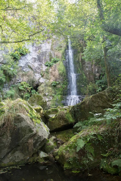 Cachoeira Villayon Astúrias Espanha — Fotografia de Stock