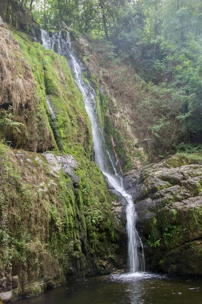 Cachoeira Villayon Astúrias Espanha — Fotografia de Stock
