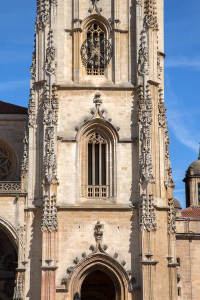 Cathedral Church Tower Oviedo Astúrias Espanha — Fotografia de Stock