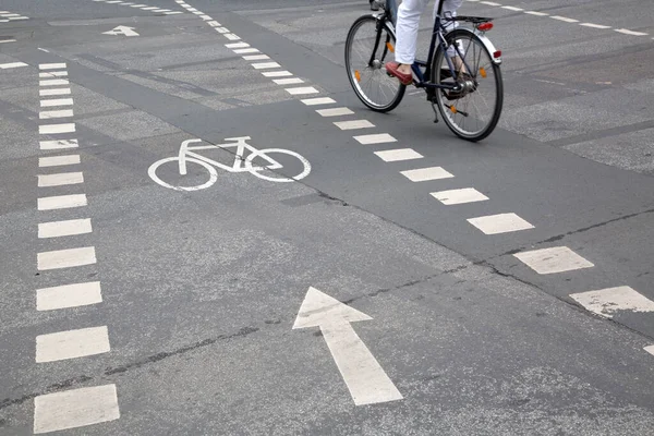 Bike Lane Symbol Ulici Frankfurt Německo — Stock fotografie