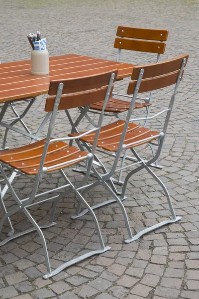 Cafétisch Und Stühle Aus Holz Frankfurt Deutschland — Stockfoto