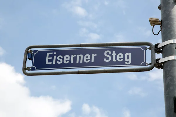 Eiserner Steg Bridge Sign Frankfurt Německo — Stock fotografie