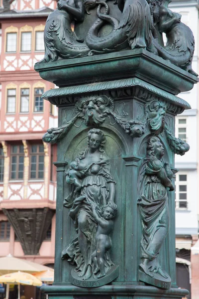 Fontana Justitiabrunnen Manskopf 1887 Piazza Romerberg Francoforte Germania — Foto Stock